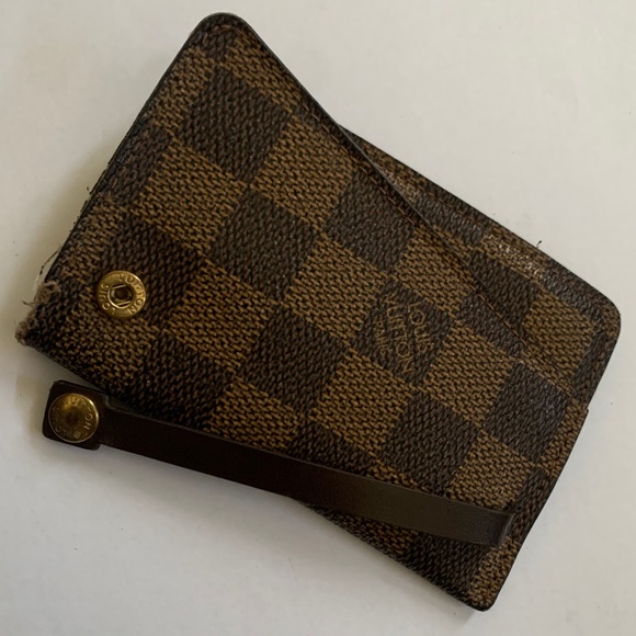 Vintage Louis Vuitton Card Holder in Damier Ebene - Picture 7 of 14